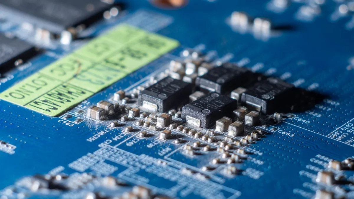 TSMC ترفع أسعار تغليف الشرائح المتقدمة حتى 20%